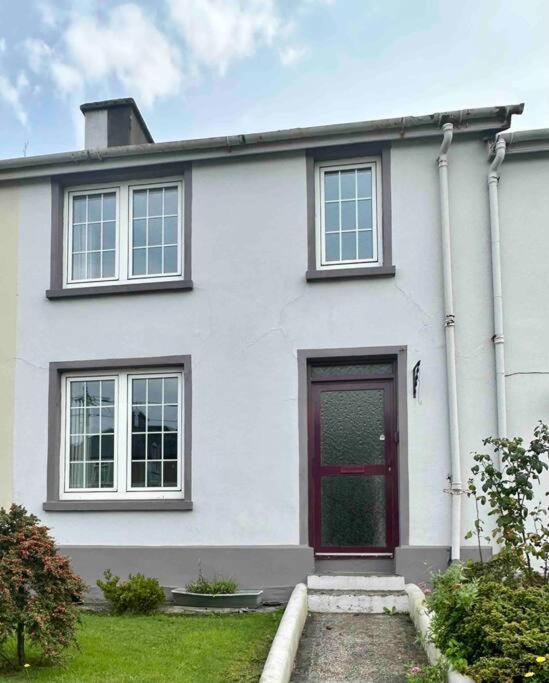 Beautiful House In Town Vila Killarney Exterior foto